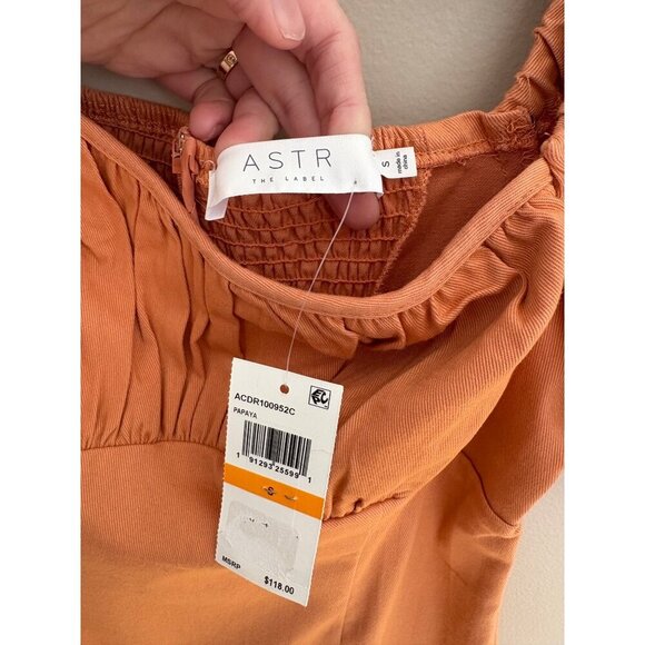 ASTR The Label NWT Wendy Puff Sleeve Mini Dress in Papaya Size Small REVOLVE - Picture 6 of 12